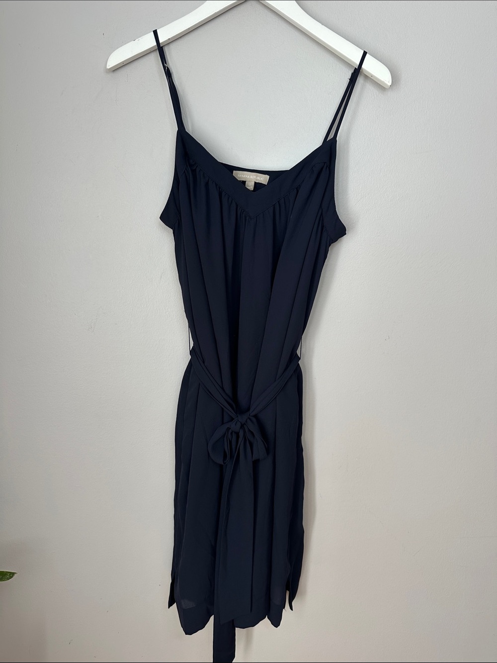 Banana Republic Navy Spaghetti-Strap Tie-Waist Mini Dress size 12